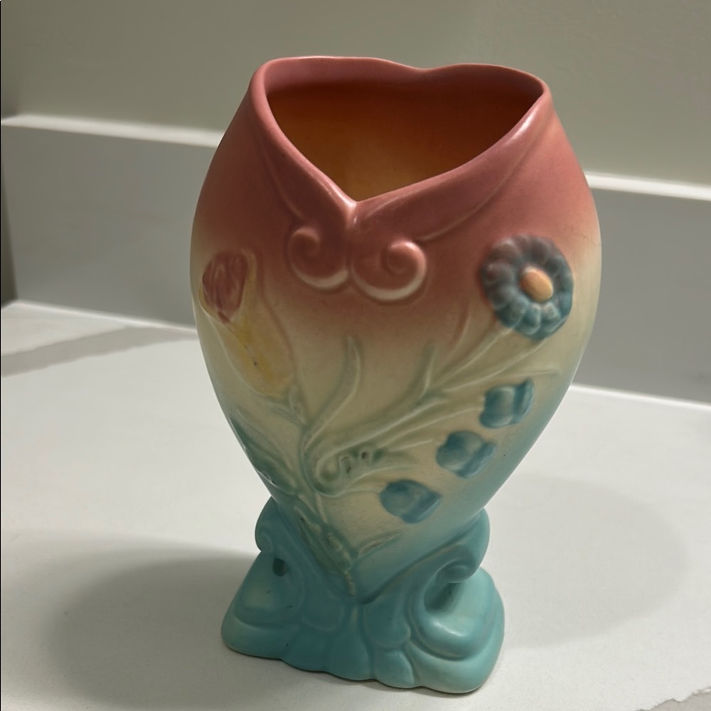 HULL ART POTTERY BOWKNOT B-3 6 1/2" CERAMIC VASE - Picture 5 of 6